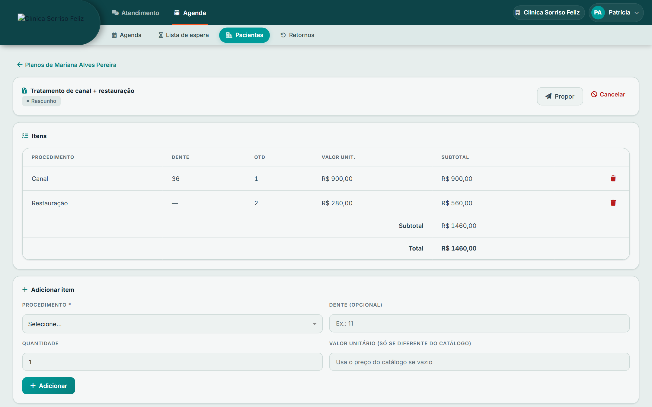 Plano de tratamento em rascunho com itens, subtotal, total e formulário para adicionar item